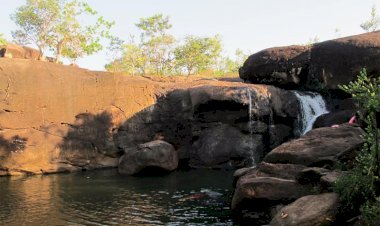Despejo de lixo ameaça um paraíso natural no interior do Amapá