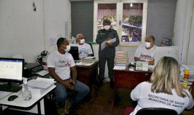 REUNIÃO DECIDE ESTRATÉGIA DE AÇÃO CONTRA COVID-19 NO MUNICÍPIO