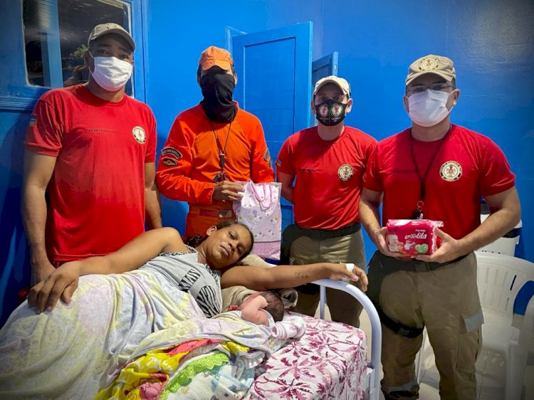 Equipe de Bombeiros Militares auxiliam parto em Calçoene