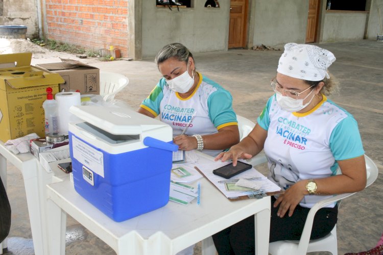 Vacinação contra covid-19 em Amapá