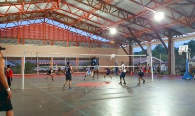 TORNEIO DE VÔLEI ORGANIZADO EM ST-GEORGES COM A PARTICIPAÇÃO DE TIMES DE OIAPOQUE