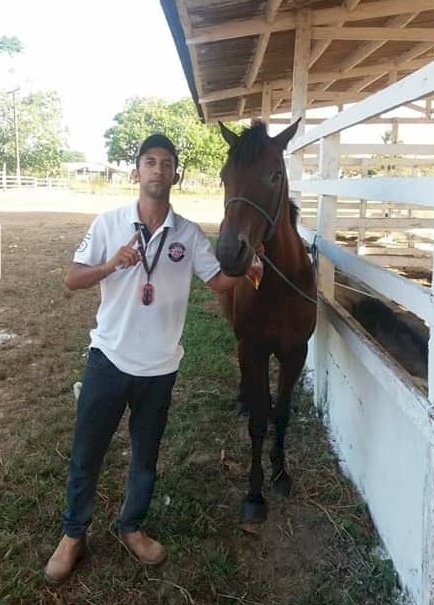 Edson Cambraia o precursor do desenvolvimento de corrida de cavalo profissional em Amapá.