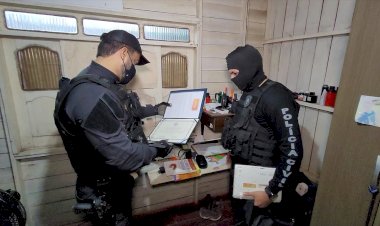 OPERAÇÃO GRADUATIO E PRENDE PARTE DE GRUPO CRIMINOSO INSTALADO NA UEAP.