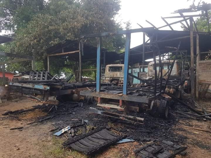 GUARNIÇÃO DA OPERAÇÃO AMAPÁ VERDE ATENDE OCORRÊNCIA DE INCÊNDIO VEICULAR NO MUNICÍPIO DE AMAPÁ