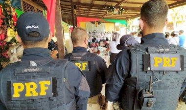 PRF-AP realizou as entregas dos brinquedos arrecadados na campanha Natal Voluntário no Amapá.