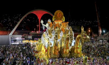 Rio e São Paulo adiam desfile de carnaval para feriado de Tiradentes
