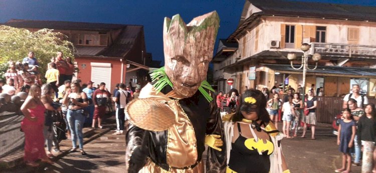 Domingo de carnaval em Sant-Georges marca a chegada do príncipe do carnaval