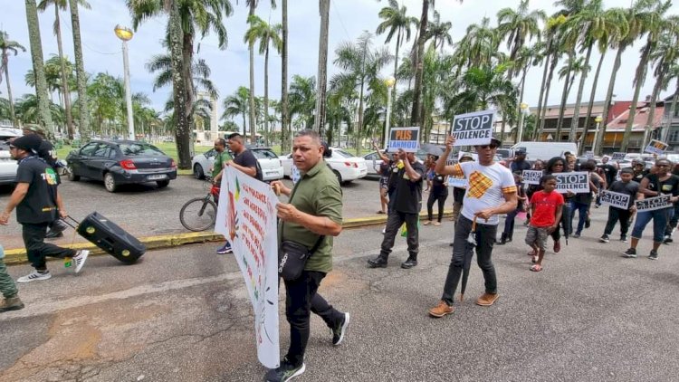 Um grito contra a violência gratuita na Guiana Francesa   