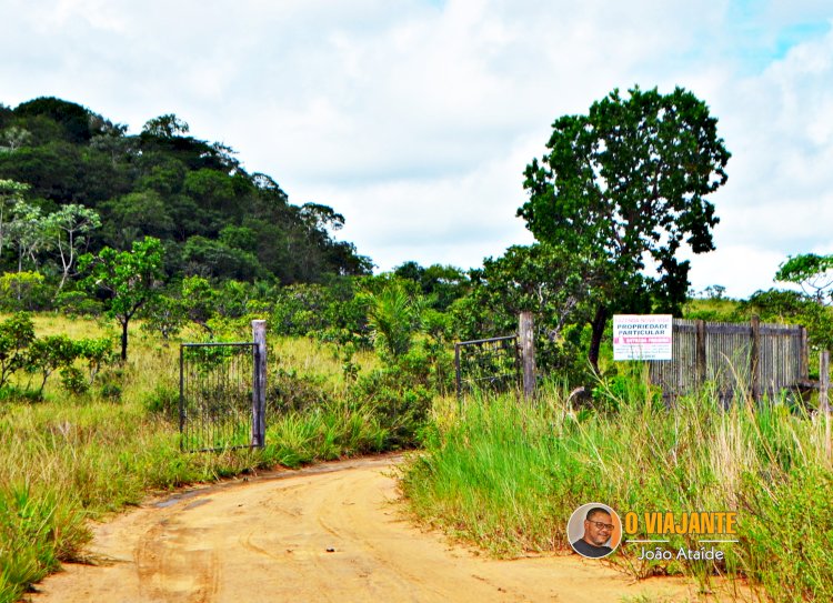 Montanha da Pluma terra de muitos donos e uma briga judicial pelo meio.