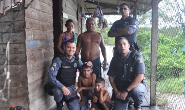 Polícia Militar de Amapá do 7° Batalhão do 3° Pelotão de Amapá, promove Ação Educativa na vila do Sucuriju realizando policiamento comunitário.