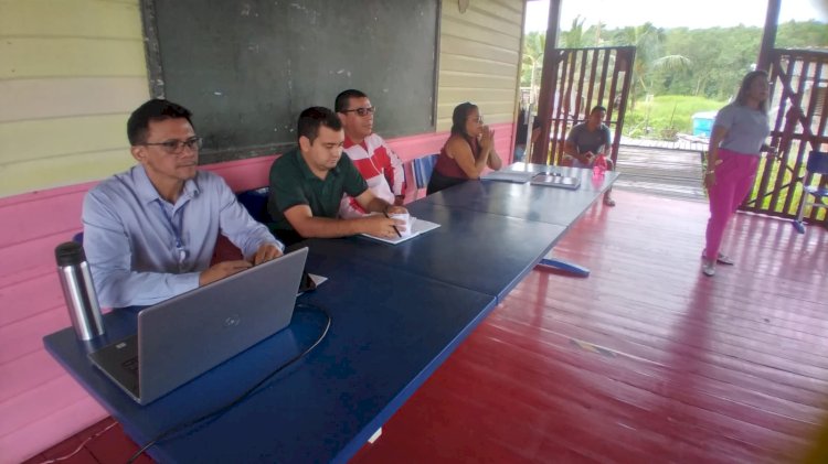 Reunião de pais e mestres determina as voltas as aulas na vila do Sucuriju