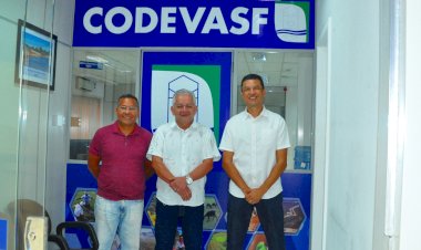 Prefeito, Carlos Sampaio cumpre agenda na Codevasf 