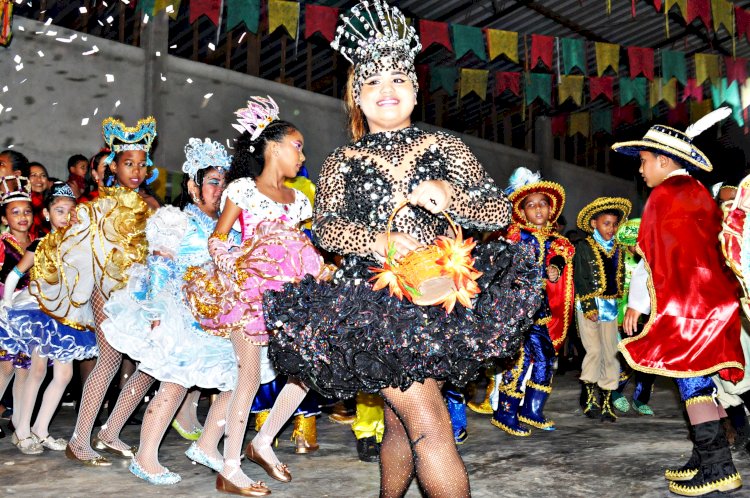 Quadrilha Pequeno Príncipe completa 18 anos formando quadrilheiros em Amapá.