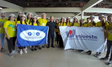 O prefeito Carlos Sampaio participa da abertura do Projeto Rondon em Macapá.