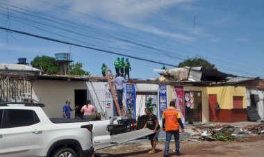 Ventania causa pânico e deixa várias casas destelhadas no bairro do Pacoval