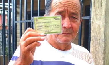 Andou 11 quilômetros para votar em Lula e exercer o seu papel de cidadão.