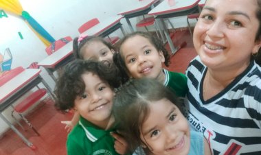 Professora descobre talento em criança que inventa suas próprias história e suas histórias vai virar livro.