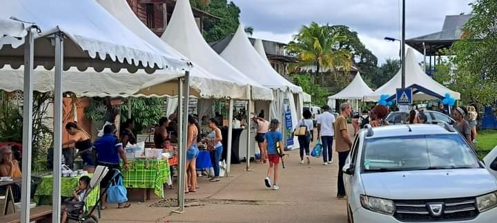 Feira em Régina na Guiana Francesa