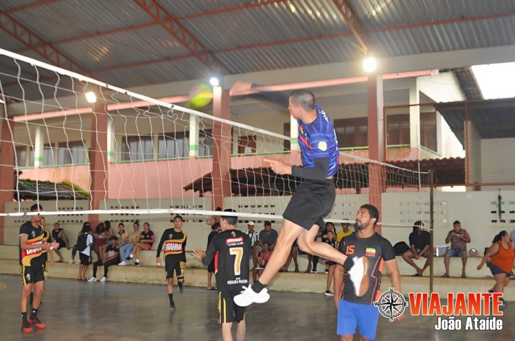 Amistoso de vôlei entre seleções de  Amapá e Pracuúba .