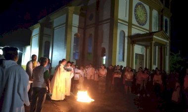 Padre Josemar preside Missa da Vigília Pascal na Paróquia do Divino Espírito Santo em Amapá