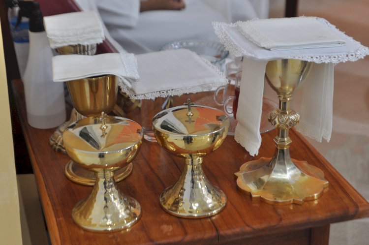 Celebração da última ceia foi simbolizada em missa da Quinta-Feira Santa na Paróquia do Divino Espírito Santo em Amapá