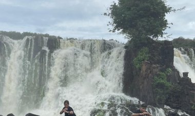 Explorando a Majestosa Cachoeira de Santo Antônio em Laranjal do Jarí com o Guia Marcelo de Sá