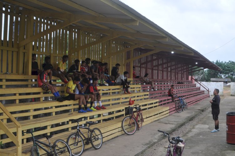 Escolinha do Gigi: Transformando Vidas Através do Futebol e da Educação em Amapá