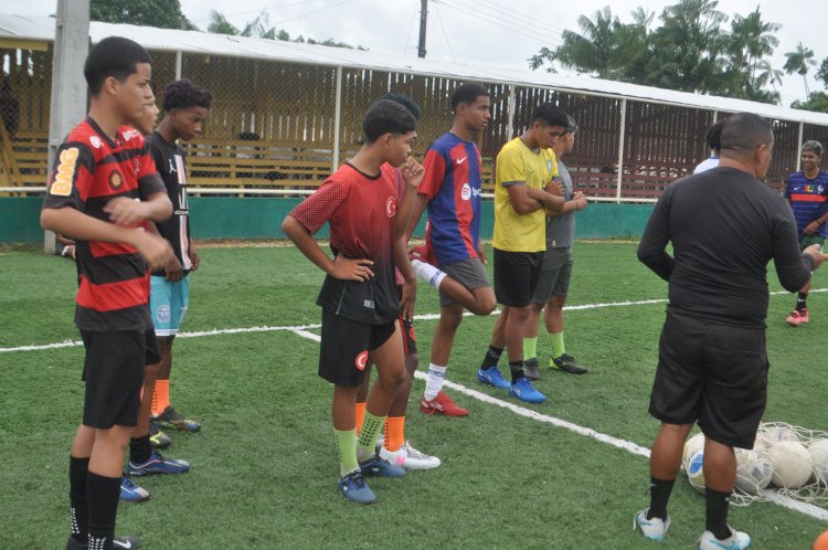 Escolinha do Gigi: Transformando Vidas Através do Futebol e da Educação em Amapá