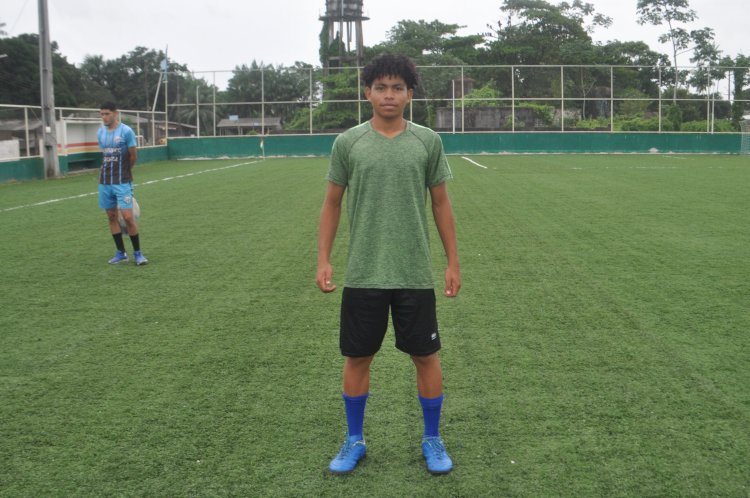 Escolinha do Gigi: Transformando Vidas Através do Futebol e da Educação em Amapá