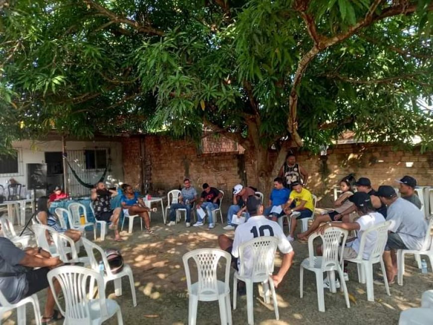 Cirlene Maciel e do MC Acelino Luz como facilitadores, proporcionando um espaço acolhedor e enriquecedor para o diálogo sobre esse tema essencial.