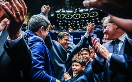 Davi Alcolumbre é eleito presidente do Senado e do Congresso Nacional com votação histórica