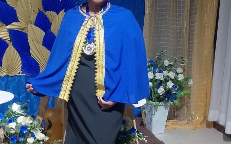 Maria das Dores do Rosário Almeida, a popular Durica Almeida, toma posse na Academia de Letras Barão do Rio Branco