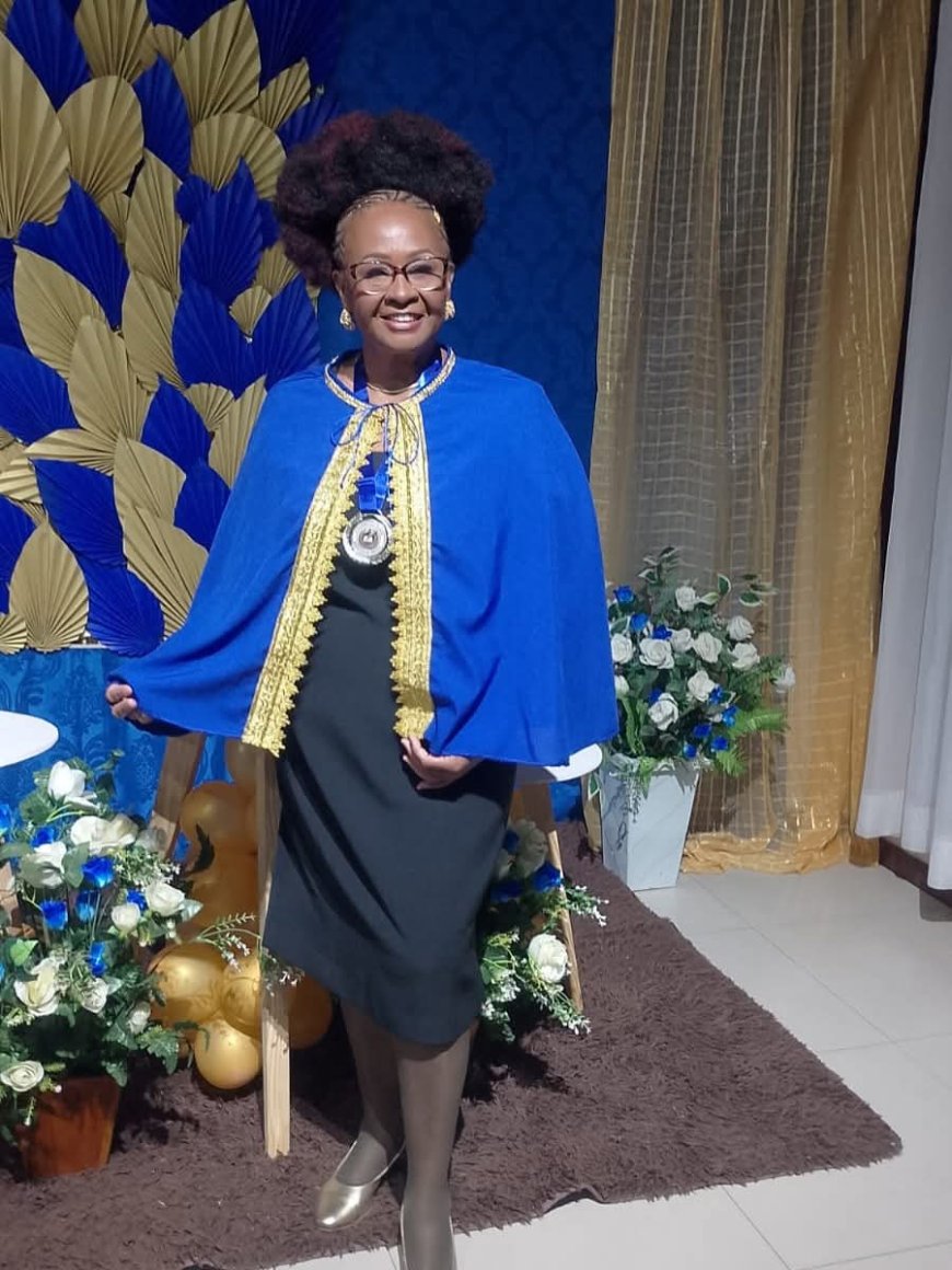 Maria das Dores do Rosário Almeida, a popular Durica Almeida, toma posse na Academia de Letras Barão do Rio Branco