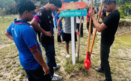 Estudantes produzem e fixam placas educativas em pontos turísticos do município de Amapá
