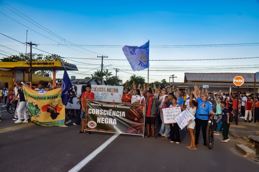 Amapá realiza a 1ª Caminhada Zumbi dos Palmares e fortalece o protagonismo da educação antirracista nas escolas