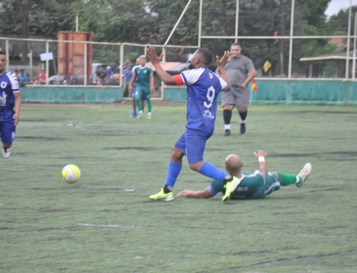 Baby Calçoene decide clássico e Vera Cruz vence no aniversário do Fronteira